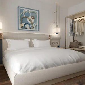 Tapestry By Hilton Ambasciatori Hotel